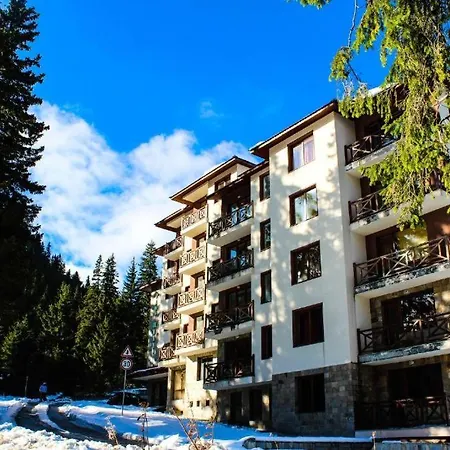 борови хълмове Apartment *